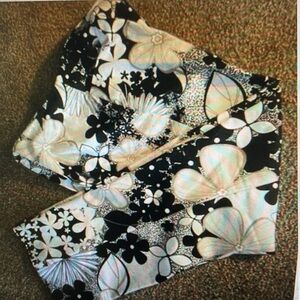 Hillard & Hanson Casual floral Capri Pants 8